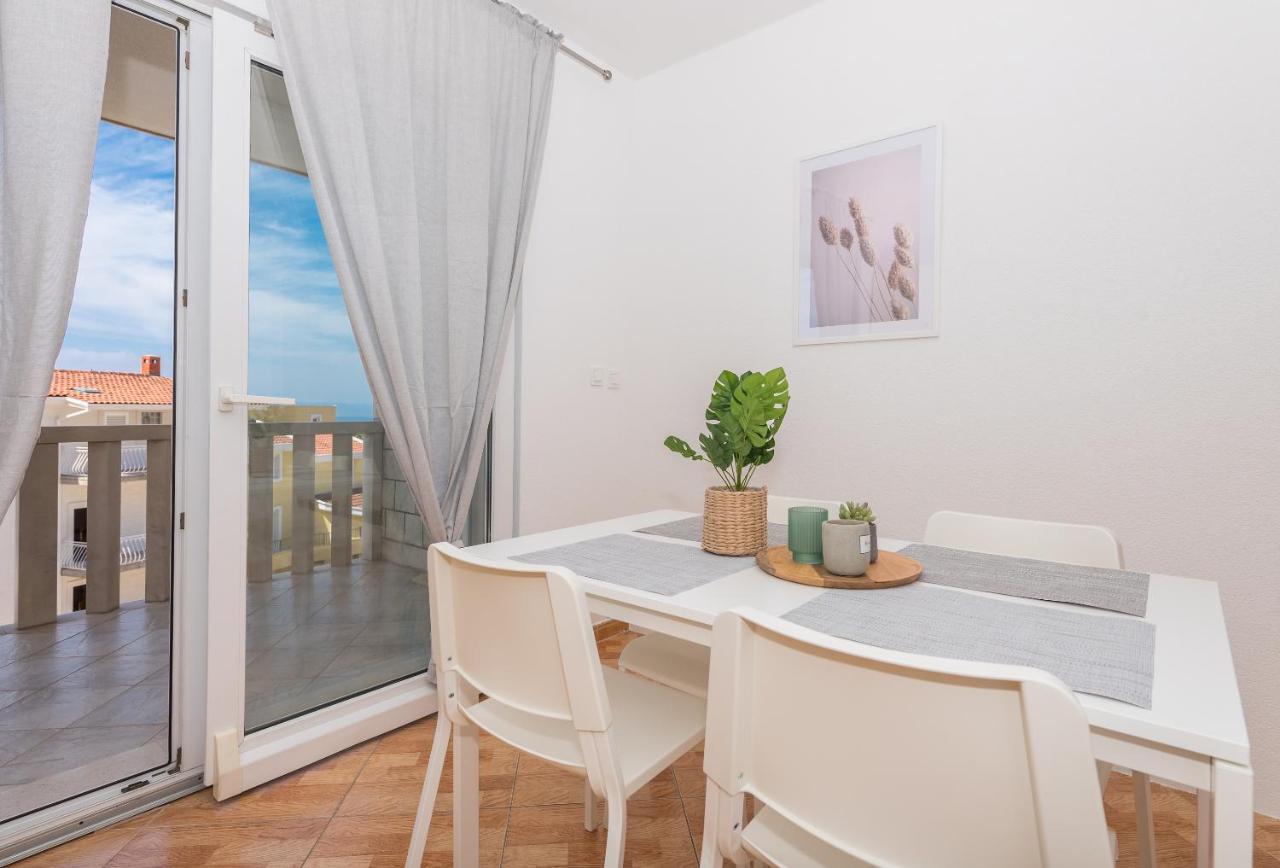 Vila Marina Sea&City View Makarska Zimmer foto