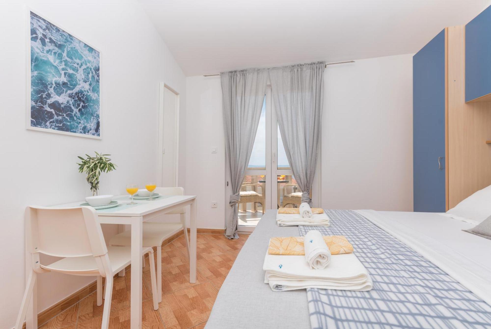 Vila Marina Sea&City View Makarska Zimmer foto