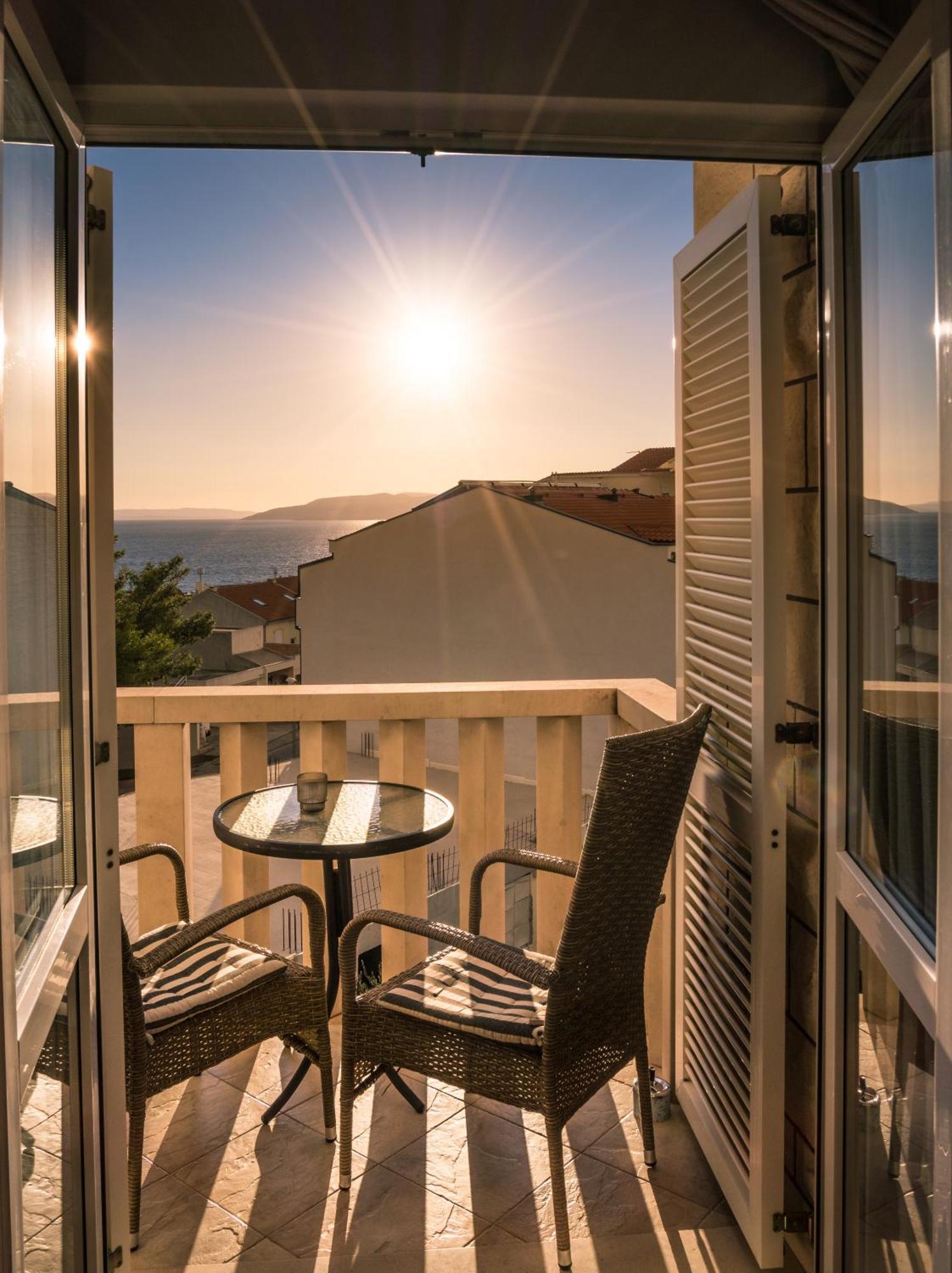 Vila Marina Sea&City View Makarska Zimmer foto
